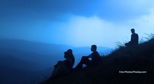 Prostata Hilfe Deutschland: Illustrationsbild - Vier Männer auf dem Berg