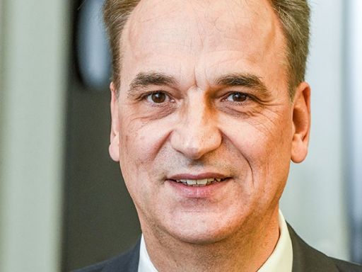 Dr. Frank Schiefelbein, Würzburger Urologe und Mitgründer der Prostata Hilfe Deutschland Prostata Hilfe Deutschland: Portraitfoto - Dr. Schiefelbein