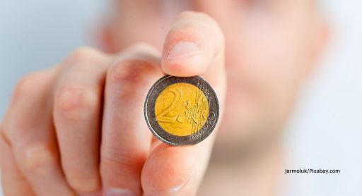 Krebserkrankung kann arm machen Prostata Hilfe Deutschland: Illustrationsbild - Mann mit 2-Euro Stück